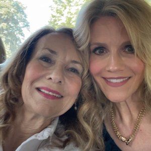 Meet your Posher, Lucinda